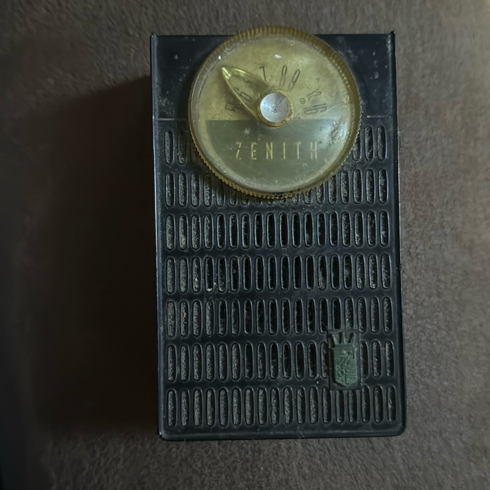 The Zenith Royal 55C Converta Shirt Pocket Size Radio